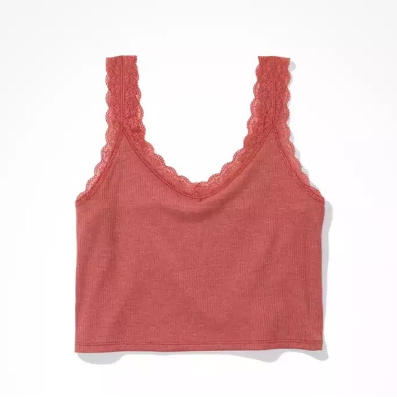 American Eagle lace trim cropped cami - Picture 3 of 4
